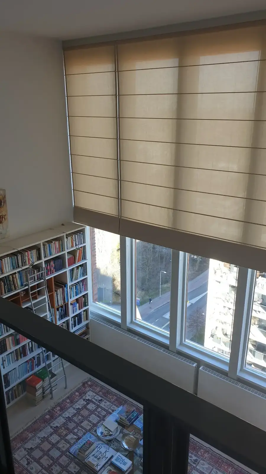 Vouwgordijnen in penthouse