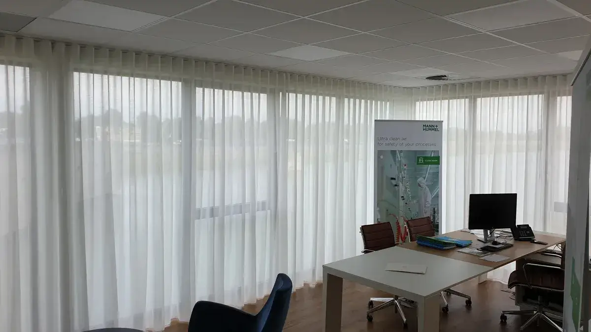Witte gordijnen op maat