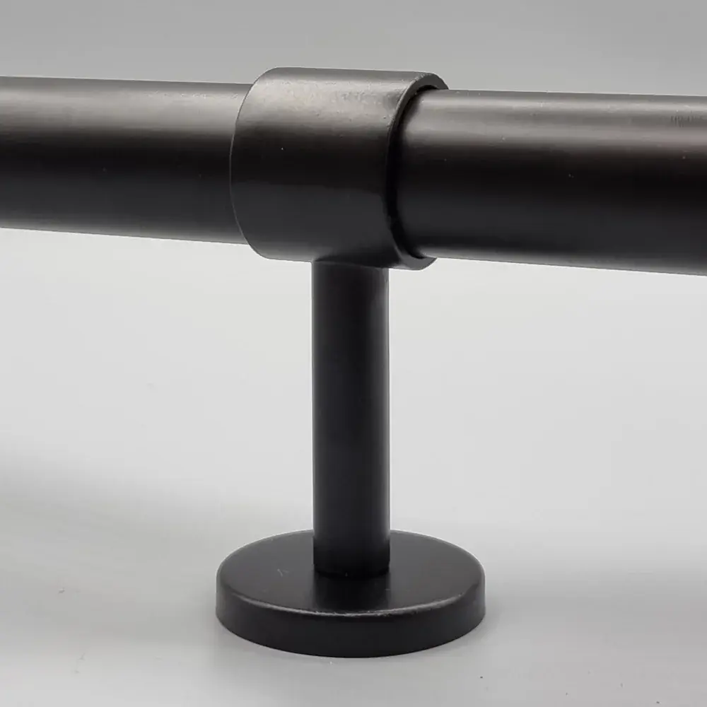 Zwarte 8 cm steun voor gordijnroede 29 mm