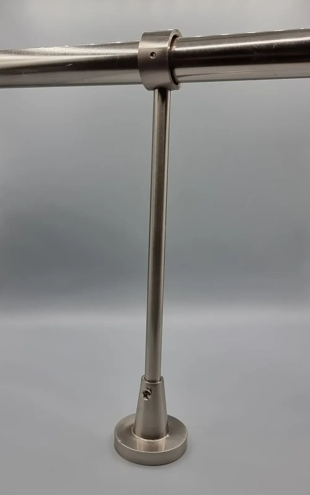 Inkortbare RVS steun tot 27 cm voor gordijnroede