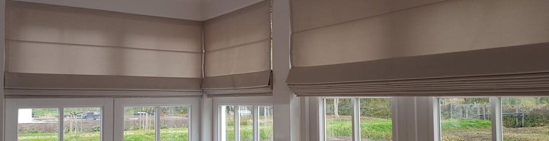 Beige-vouwgordijnen-2